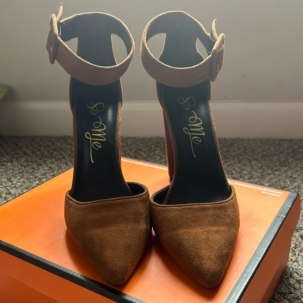 7.5 Camel color heels.
